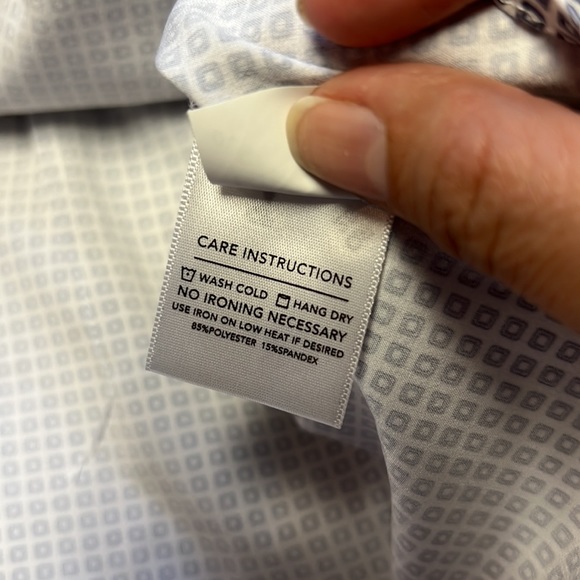 White and Blue Mizzen + Main Button Up Shirt size Medium Standard Fit - Picture 5 of 7